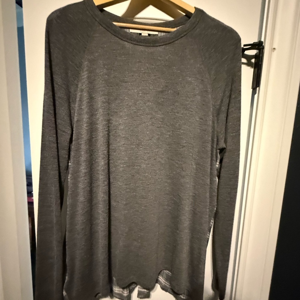 LOFT Gray Long Sleeve Tee